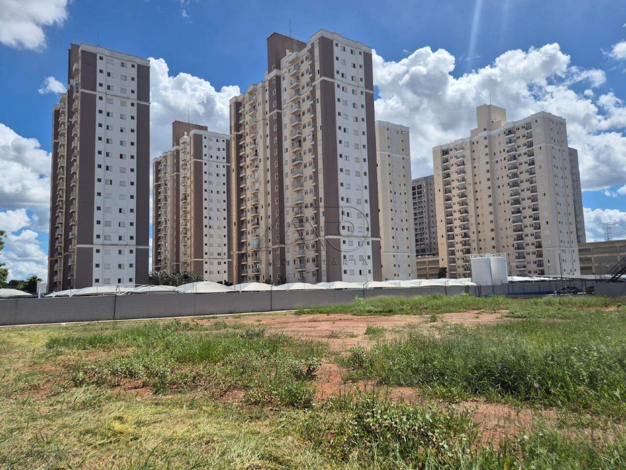 Terreno à venda no CARIOBA: 