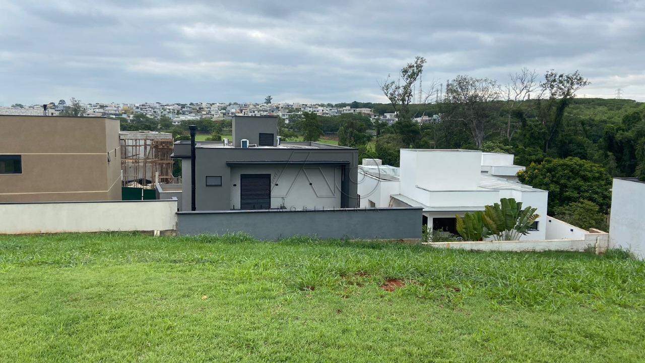 Terreno em Condomínio à venda no SANTA ROSA: 