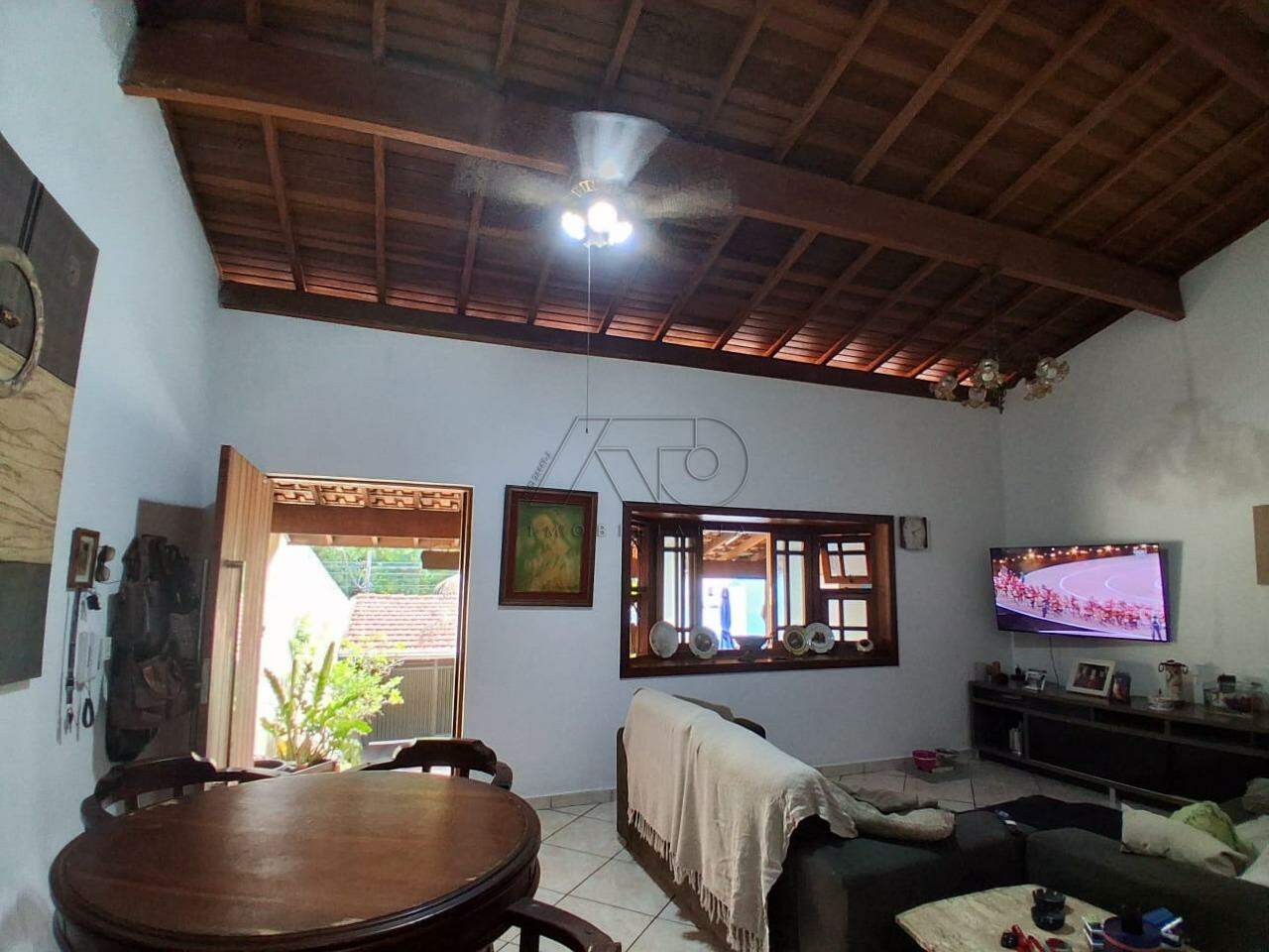 Casa à venda no NHO QUIM: 