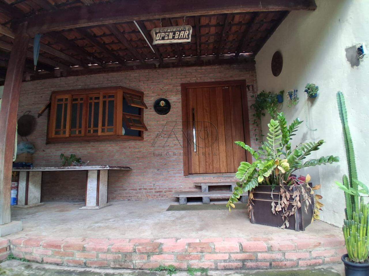 Casa à venda no NHO QUIM: 