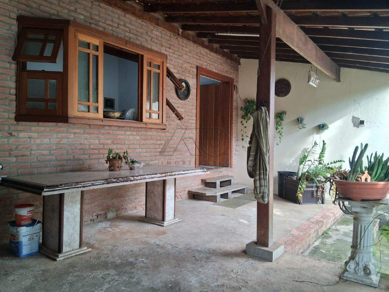Casa à venda no NHO QUIM: 