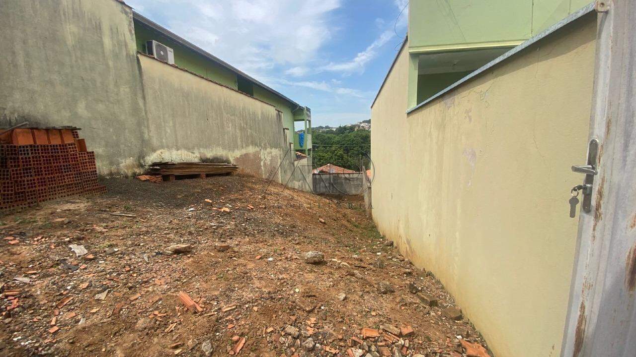 Terreno à venda no JARAGUA: 