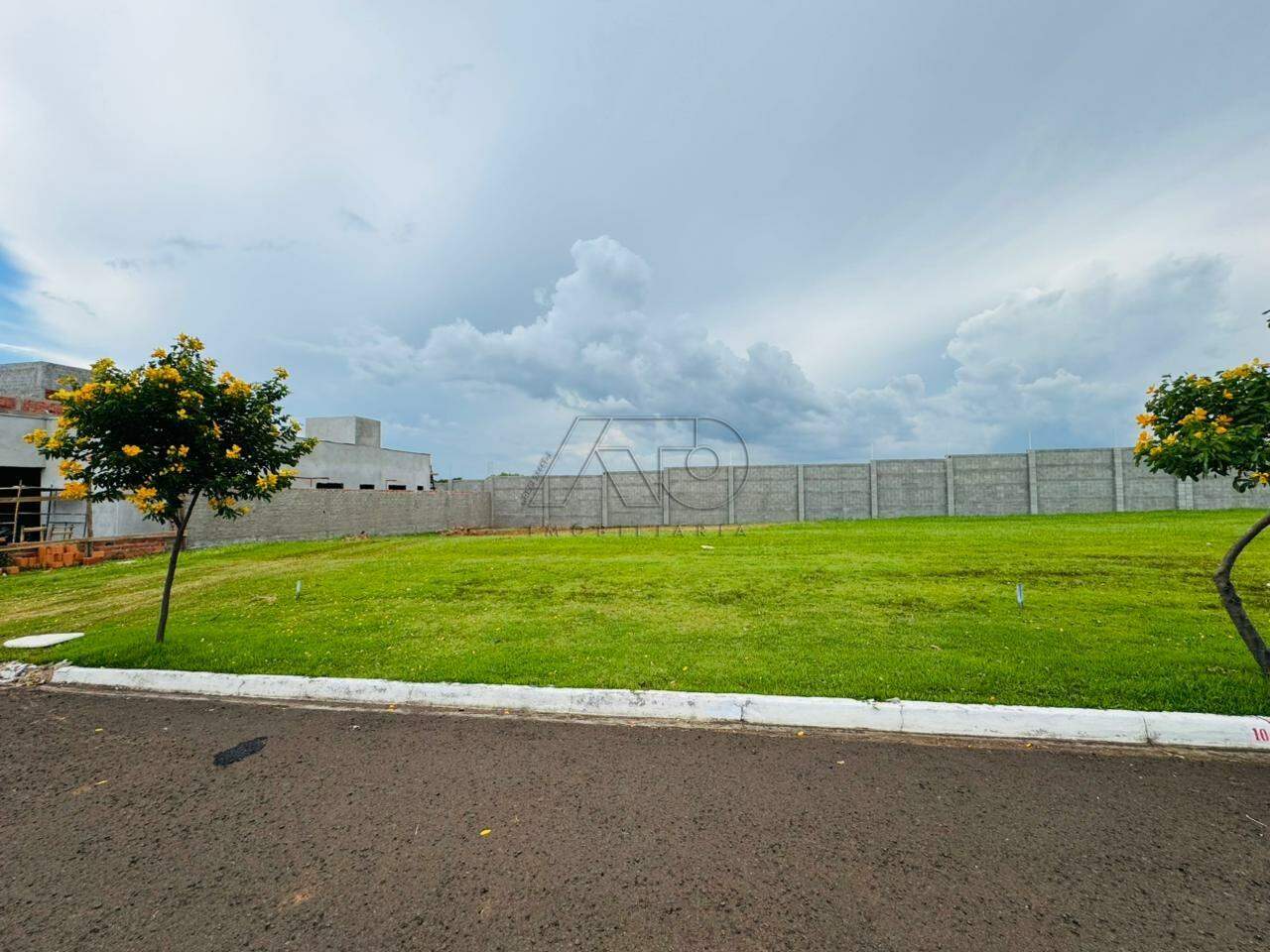 Terreno em Condomínio à venda no UNILESTE: 