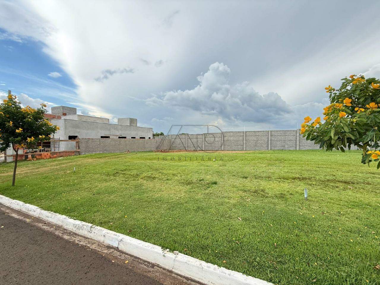 Terreno em Condomínio à venda no UNILESTE: 
