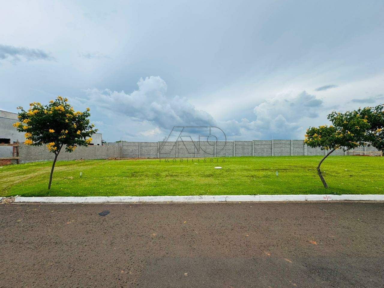 Terreno em Condomínio à venda no UNILESTE: 