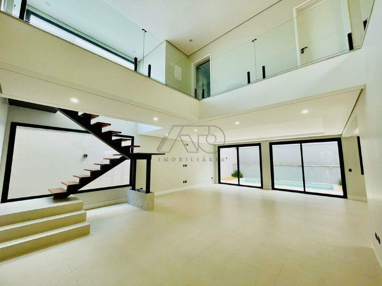 Casa em Condomínio à venda no SANTA ROSA: 