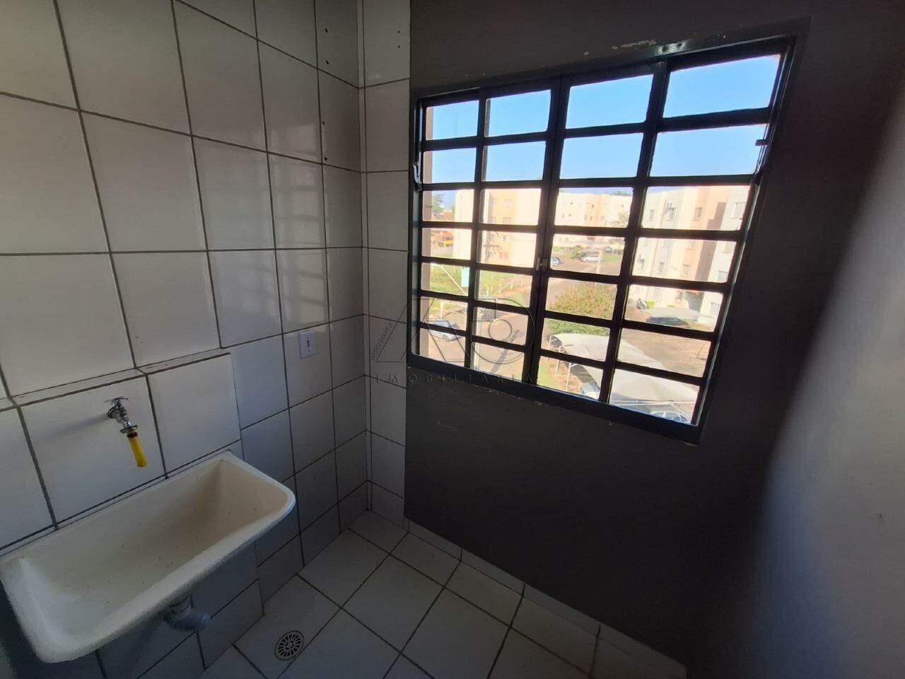 Apartamento para aluguel no SANTA TEREZINHA: 