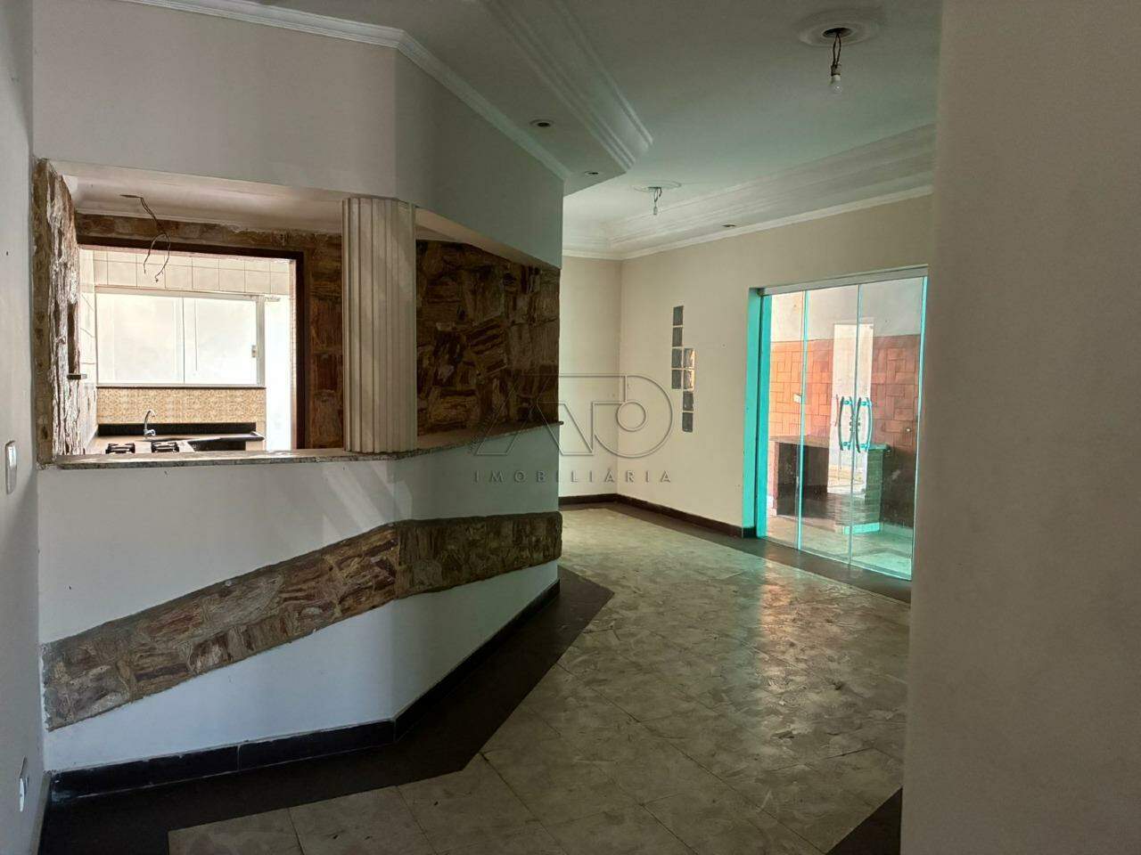 Casa para aluguel no Jardim Caxambu: 