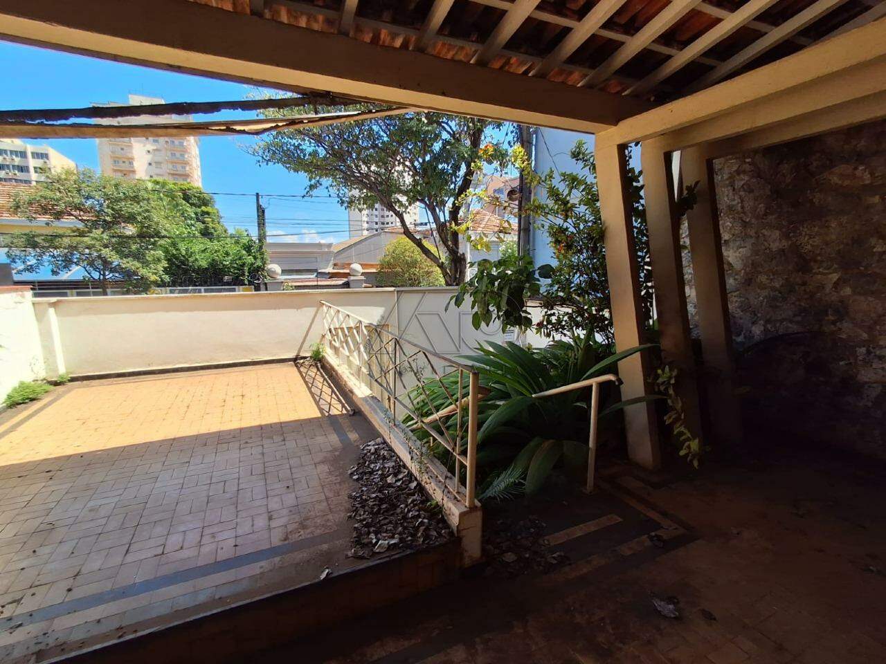 Casa Comercial à venda no CENTRO: 24