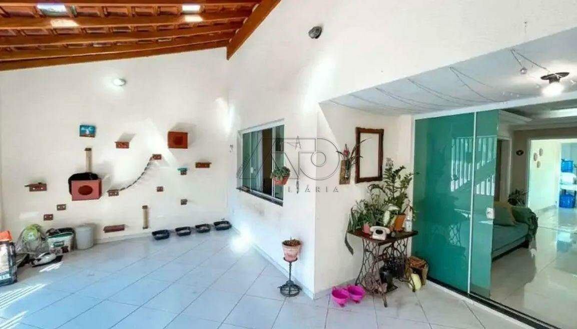 Casa à venda no JARDIM BRASILIA: 