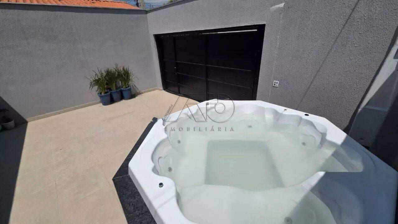 Casa à venda no AGUA BRANCA: 