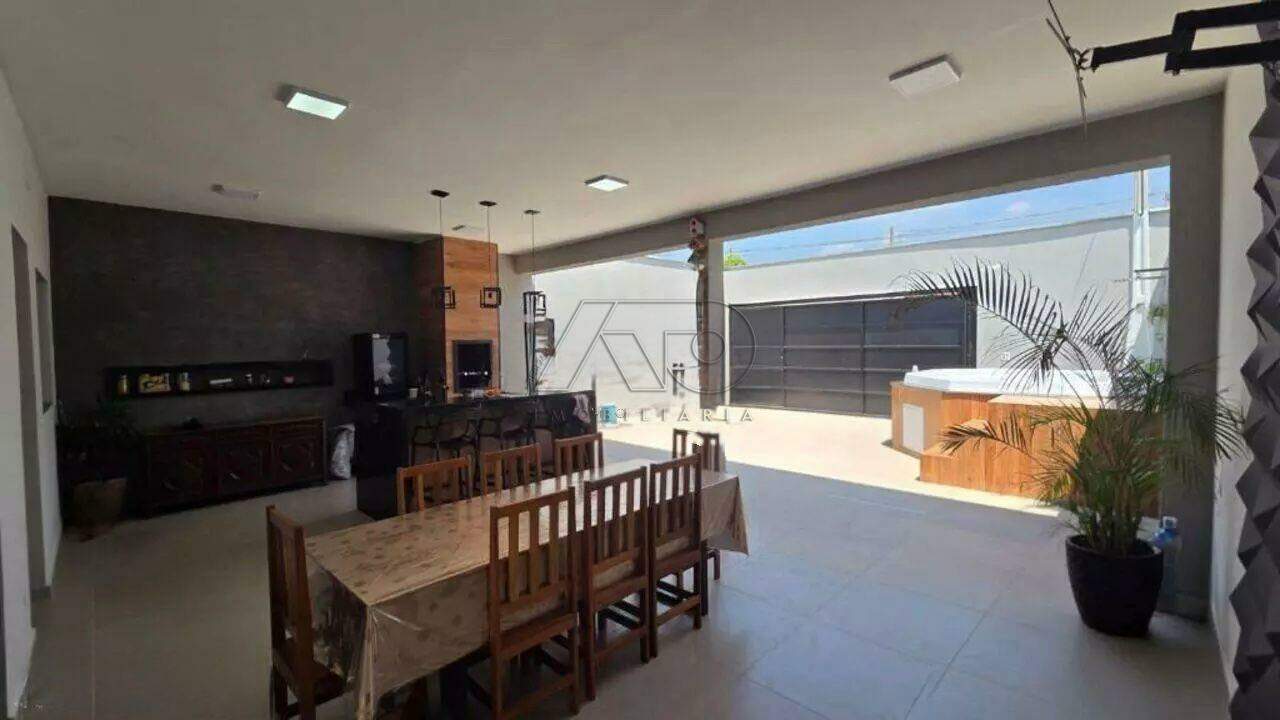 Casa à venda no AGUA BRANCA: 