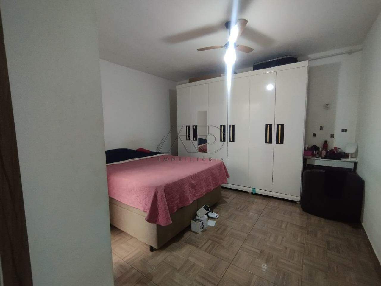 Casa à venda no Jardim São Jorge: 