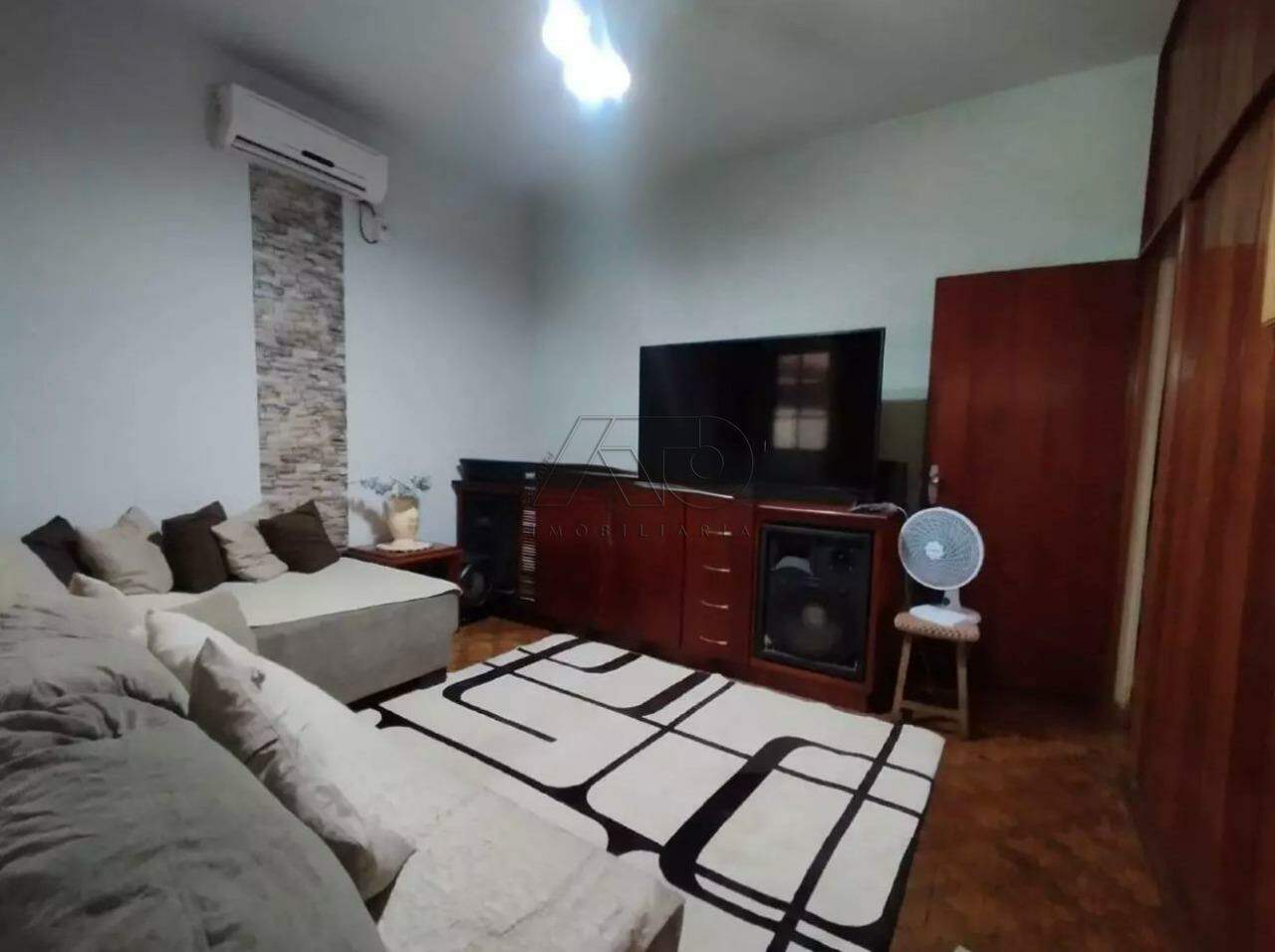 Casa à venda no SANTA TEREZINHA: 