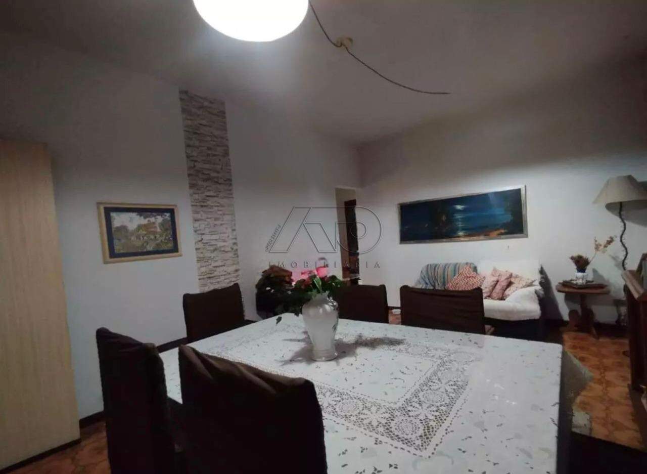 Casa à venda no SANTA TEREZINHA: 