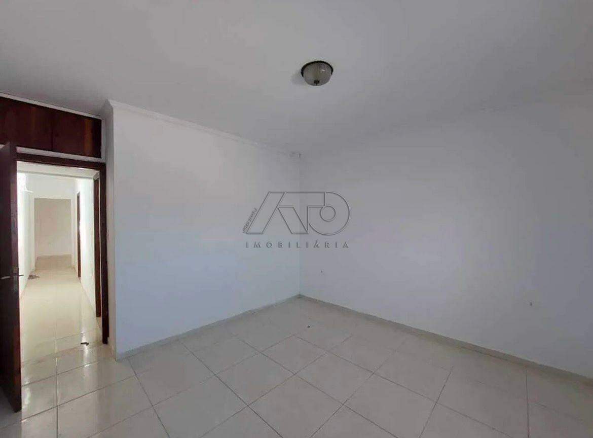 Casa à venda no NOIVA DA COLINA: 