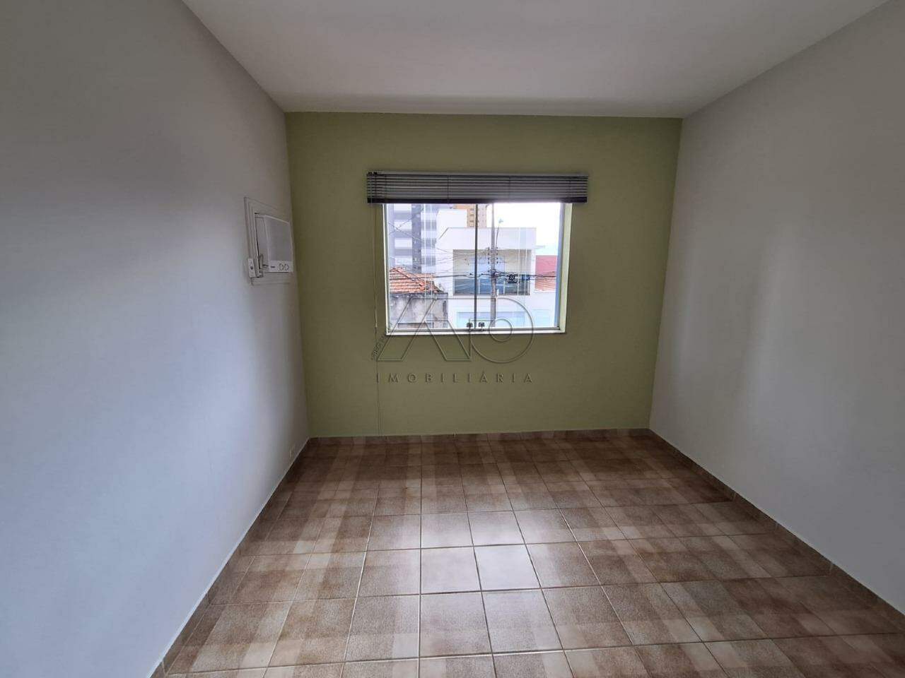 Sala para aluguel no ALTO: 