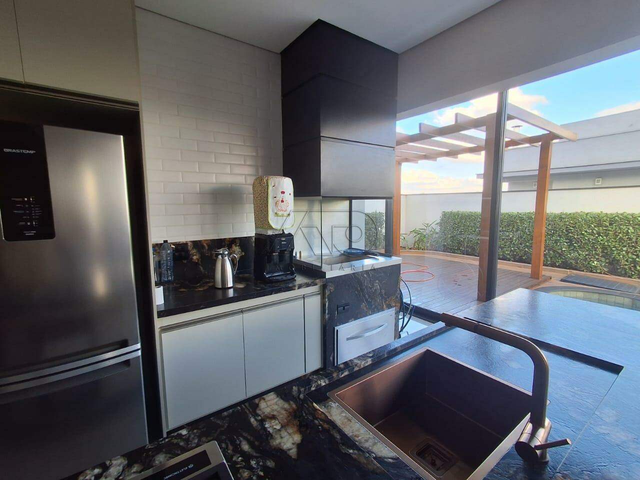 Casa em Condomínio à venda no SANTA ROSA: 