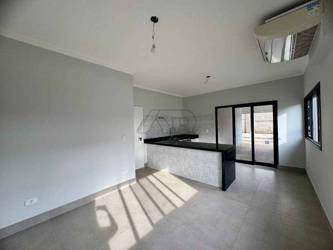 Casa em Condomínio à venda no SANTA ROSA: 
