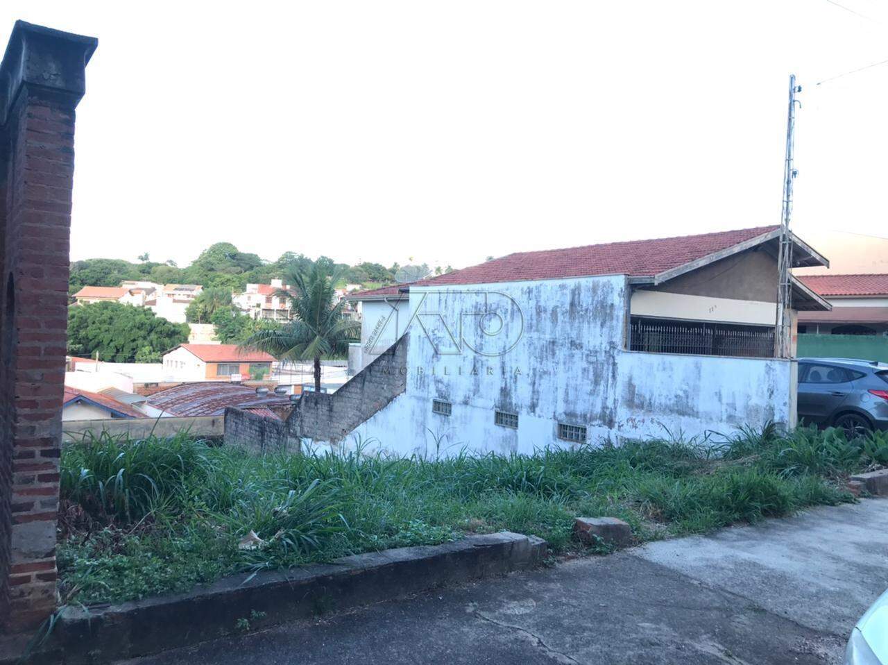 Terreno à venda no CASTELINHO: 