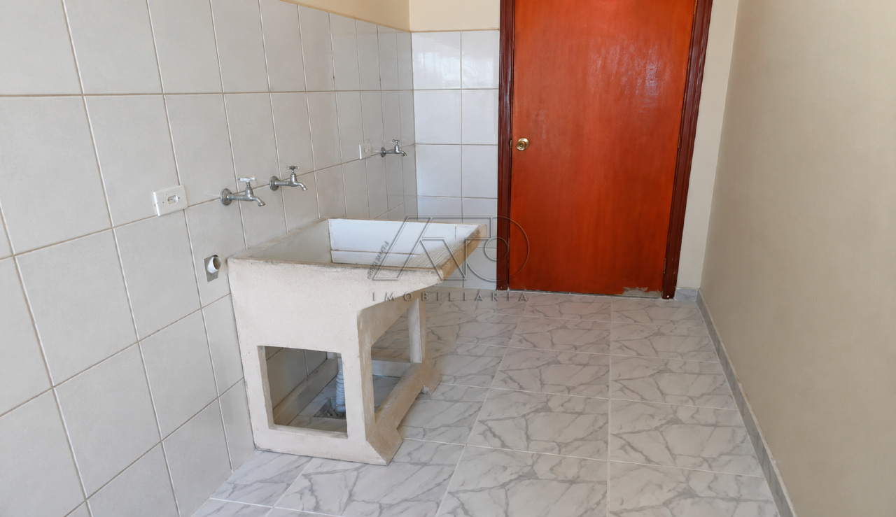 Casa à venda no Jardim Caxambu: 