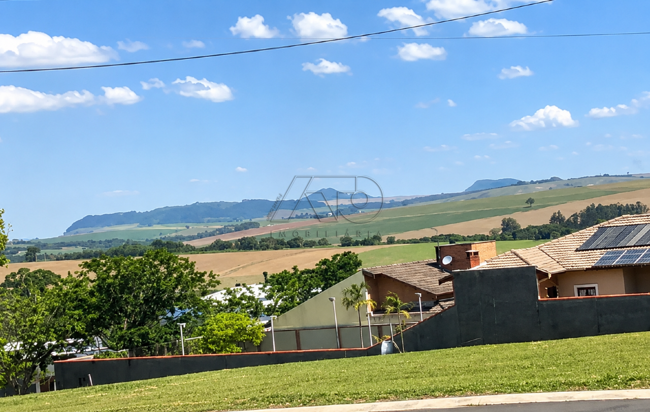 Casa em Condomínio à venda no TERRA DAS AGUAS: 