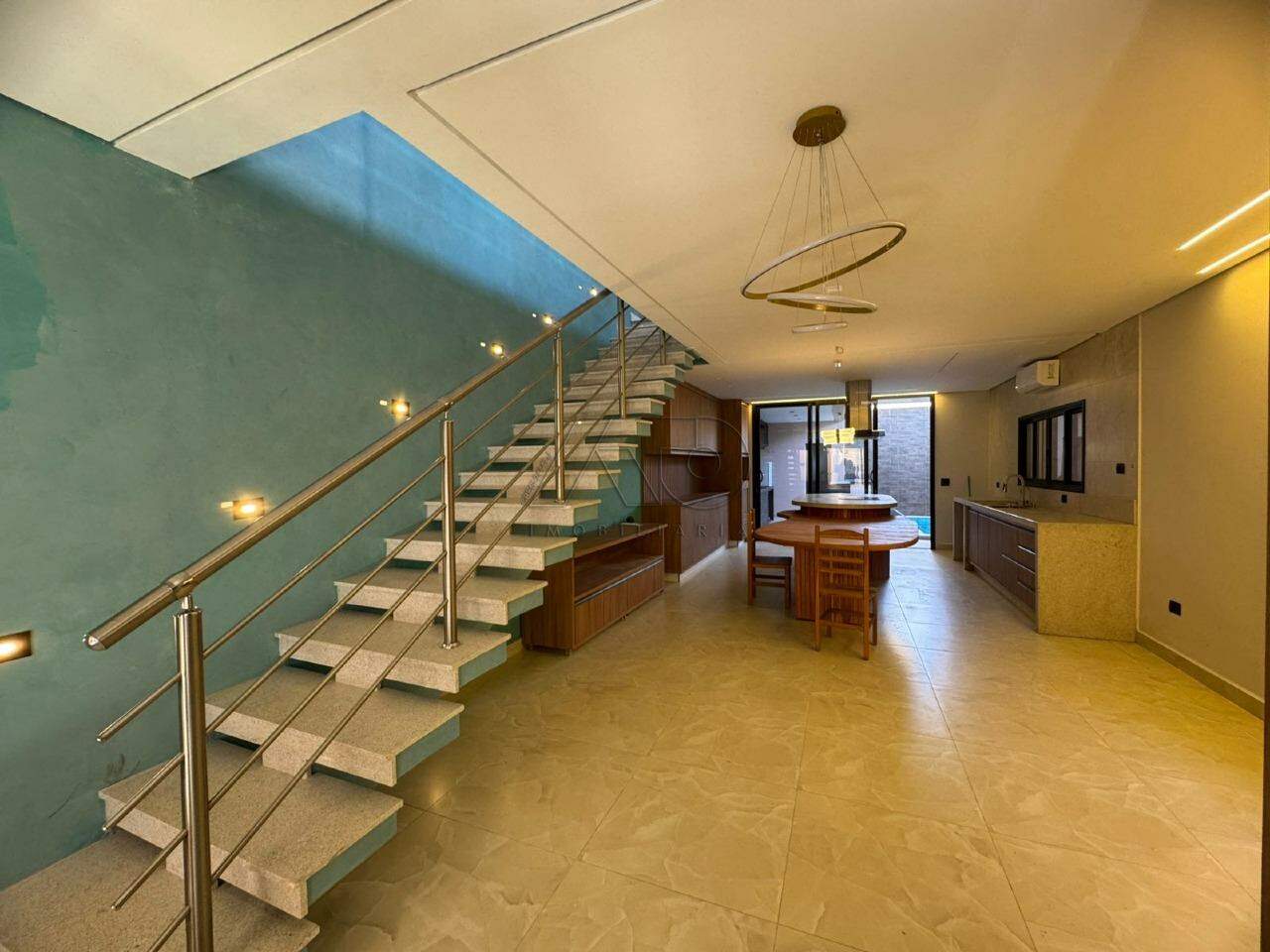 Casa à venda no AGUA BRANCA: 