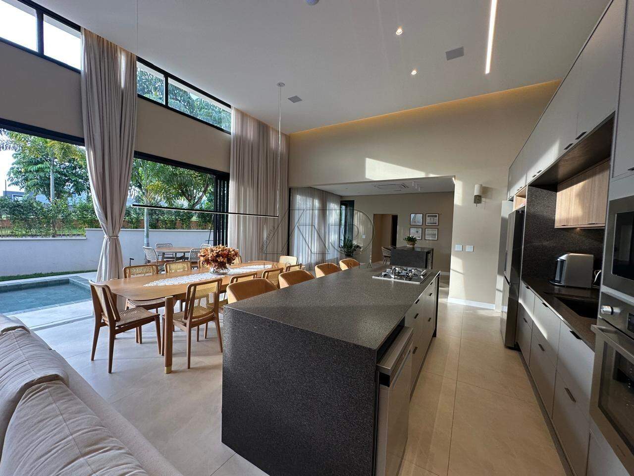 Casa em Condomínio à venda no Santa Rosa Ipês: 