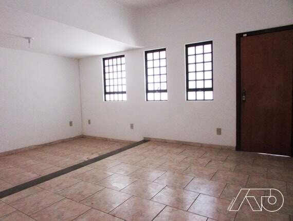 Casa Comercial à venda no ALTO: 