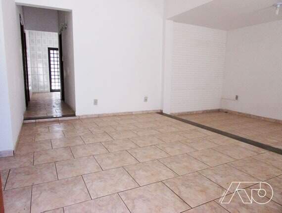 Casa Comercial à venda no ALTO: 