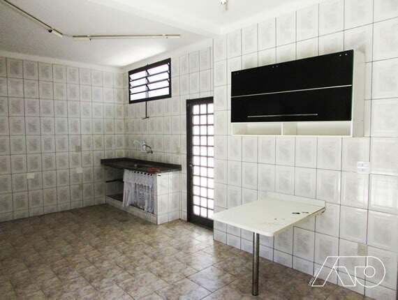Casa Comercial à venda no ALTO: 