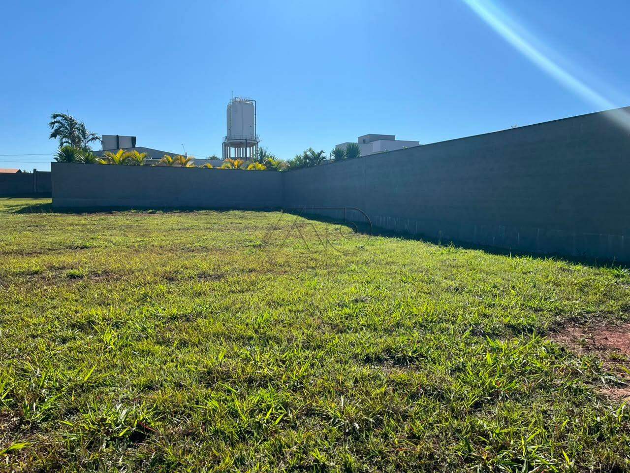 Terreno em Condomínio à venda no ARTEMIS: 