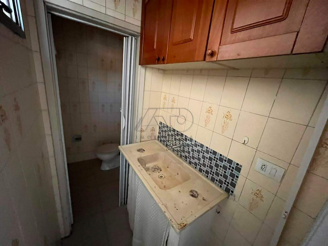 Sala à venda no ALTO: 
