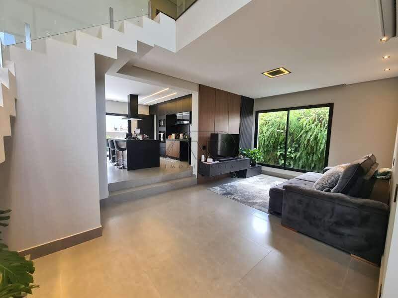 Casa em Condomínio à venda no SANTA ROSA: 