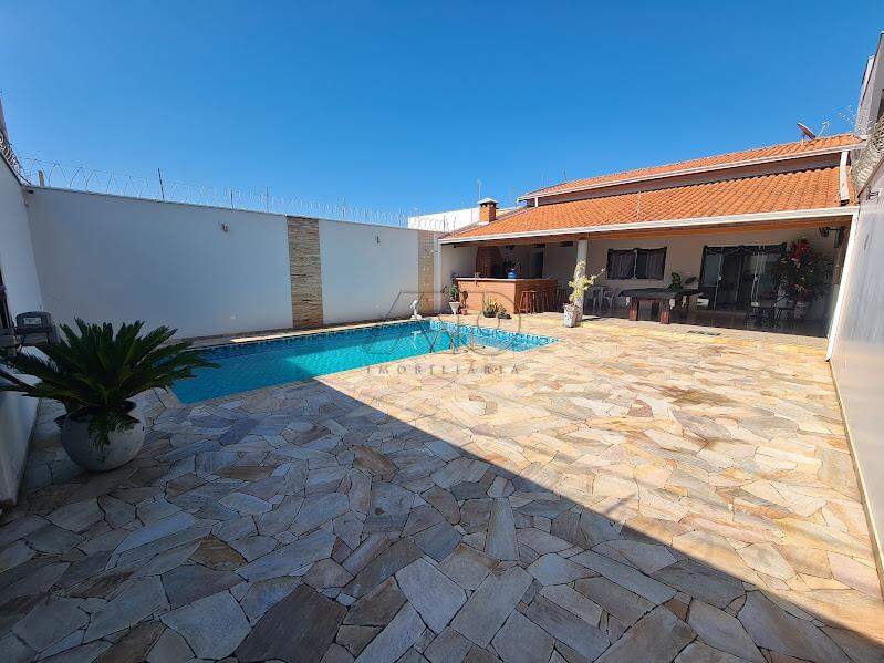 Casa à venda no PARQUE SAO MATHEUS: 