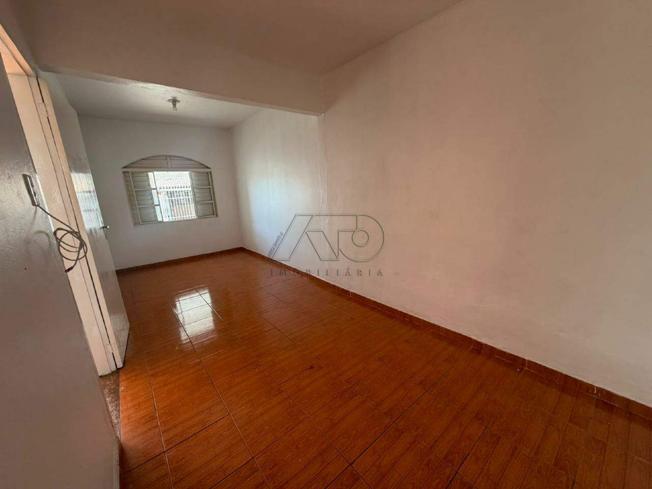 Casa para aluguel no Jardim Primavera: 