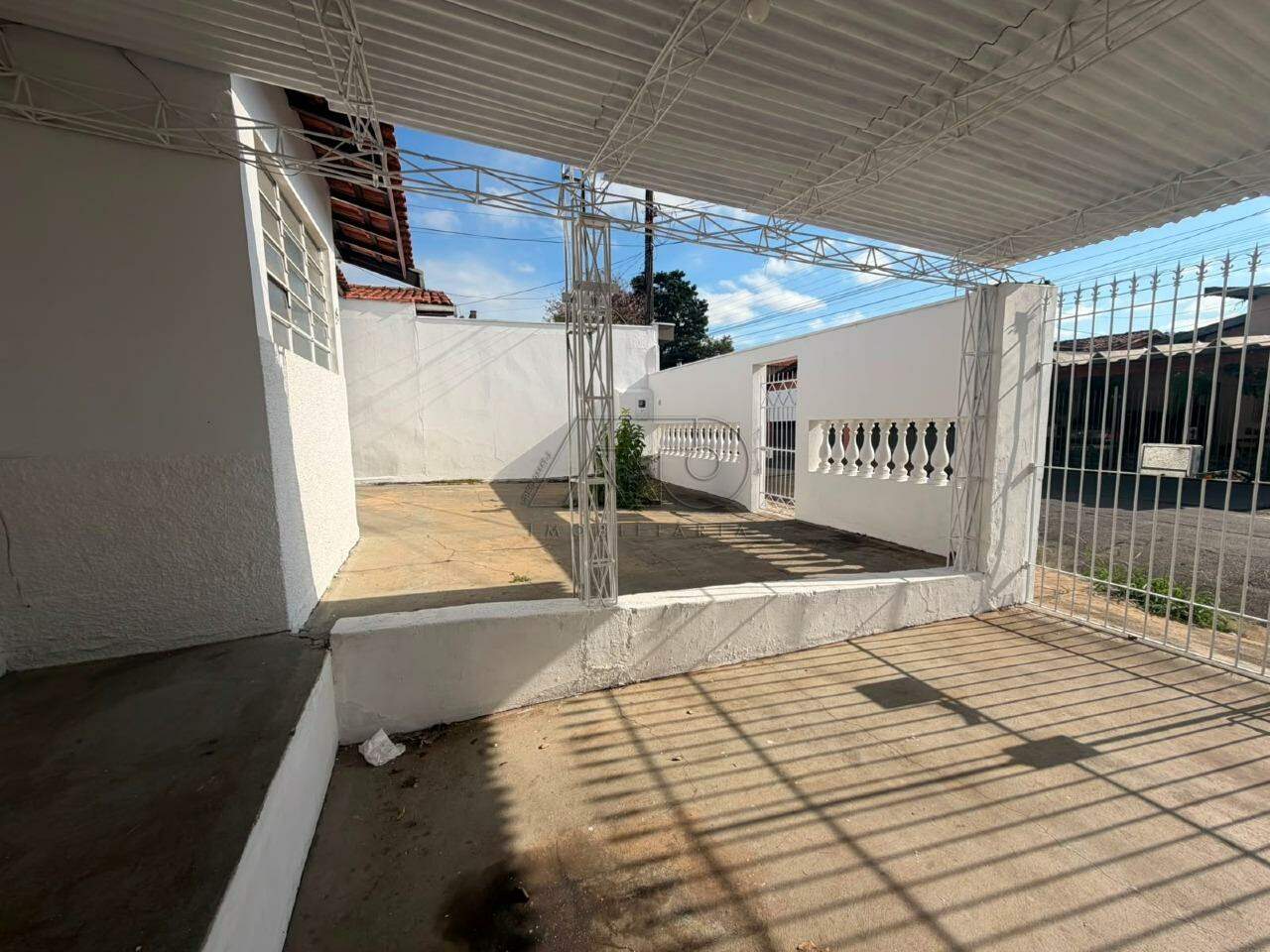 Casa para aluguel no Jardim Primavera: 