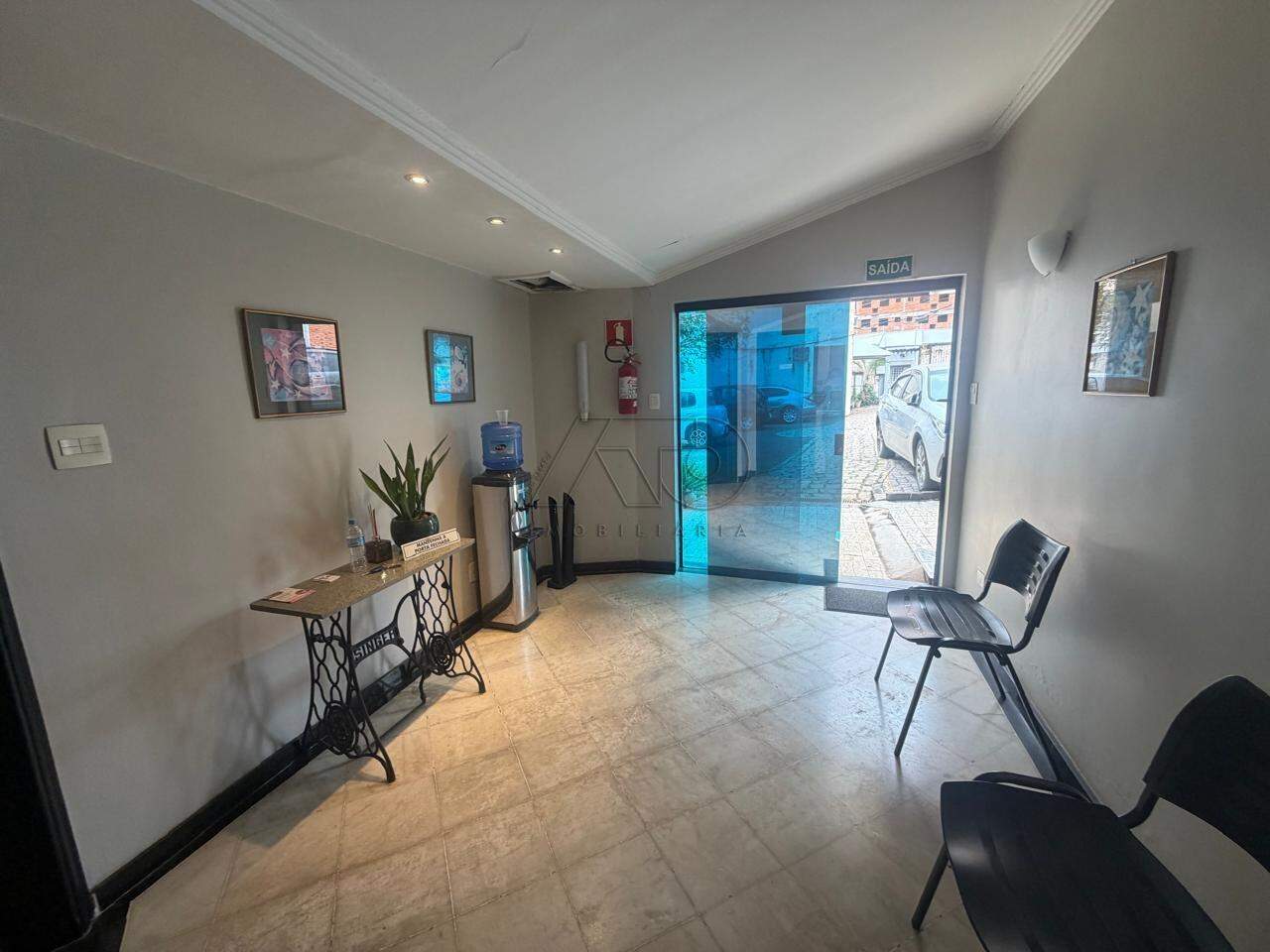 Sala para aluguel no ALTO: 