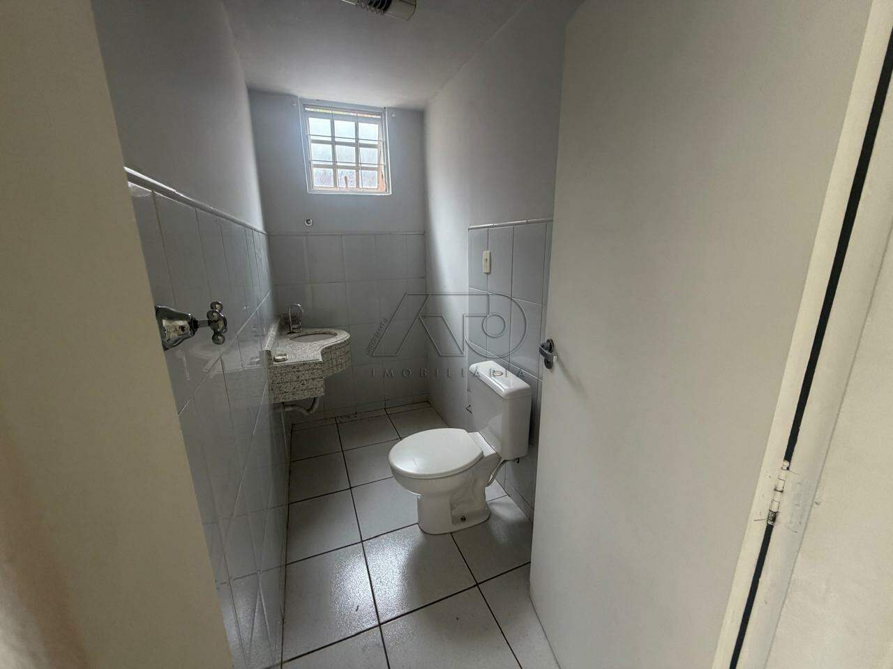 Sala para aluguel no ALTO: 