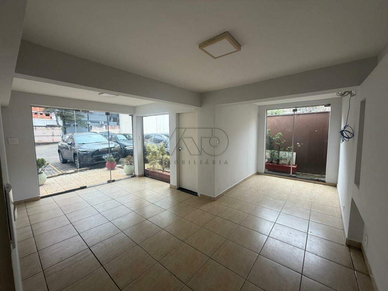 Sala para aluguel no ALTO: 