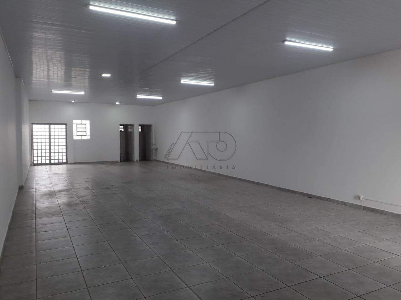 Salão para aluguel no VILA REZENDE: 
