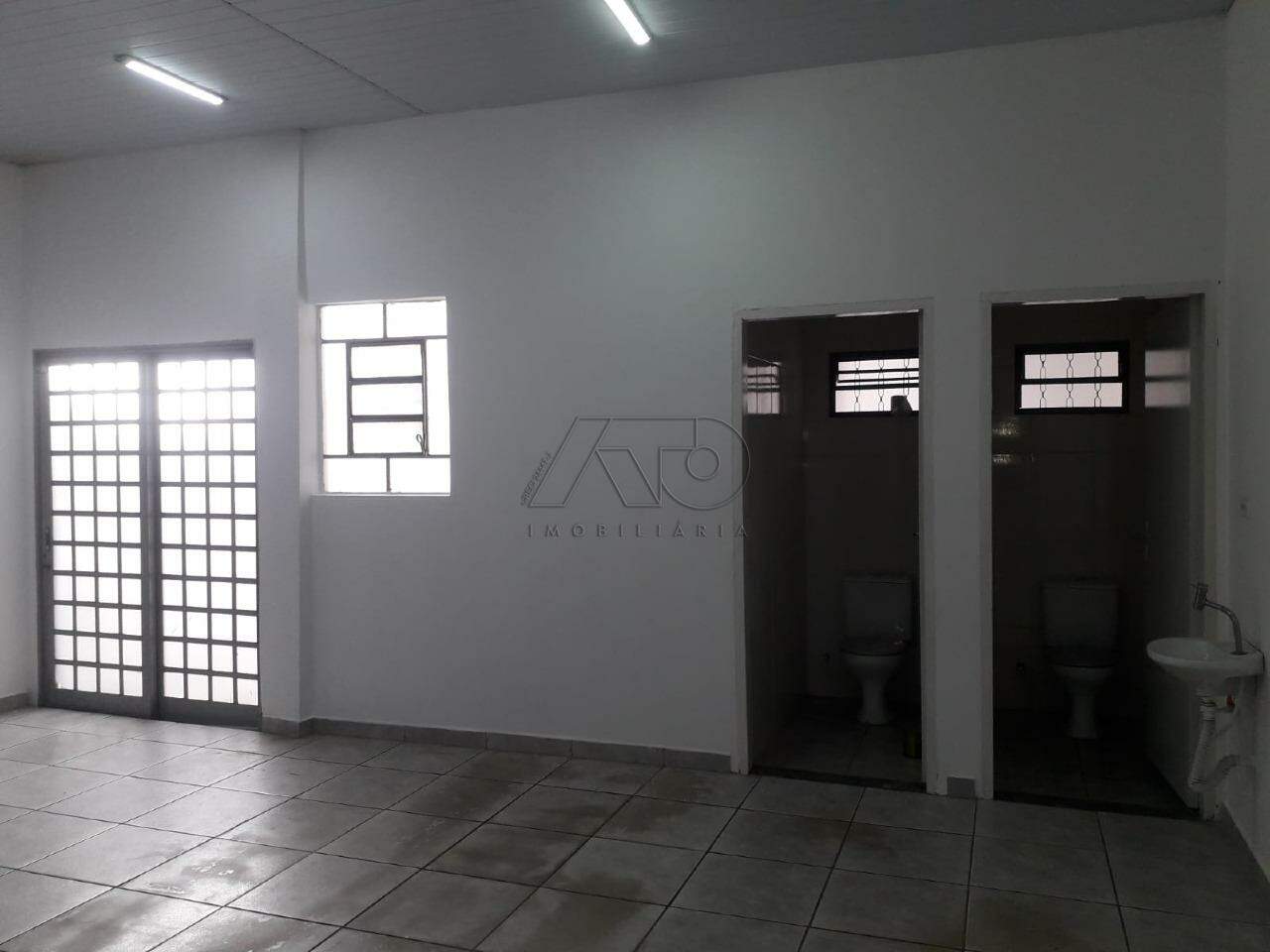 Salão para aluguel no VILA REZENDE: 