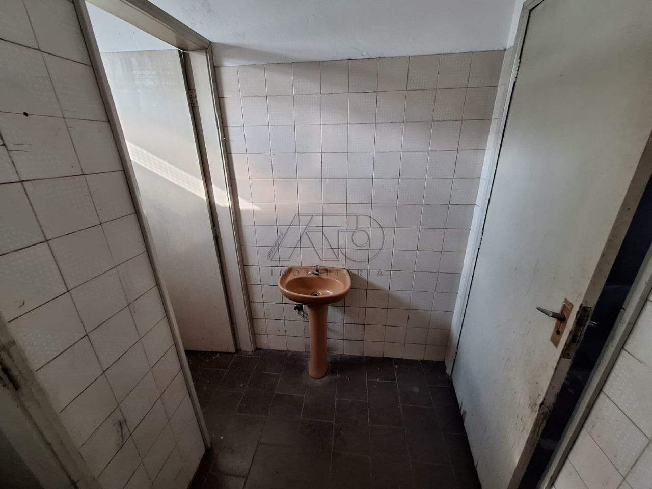 Barracão para aluguel no Jardim Caxambu: 
