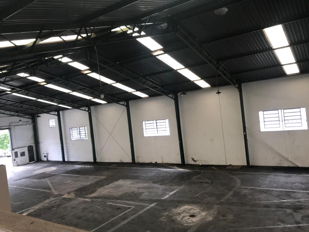 Galpão à venda no Inconfidentes: 