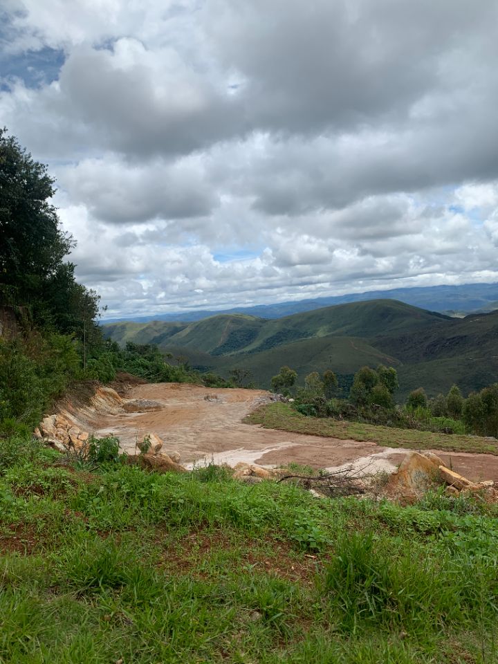Lotes em Condomínio à venda no Morro Do Chapéu: 