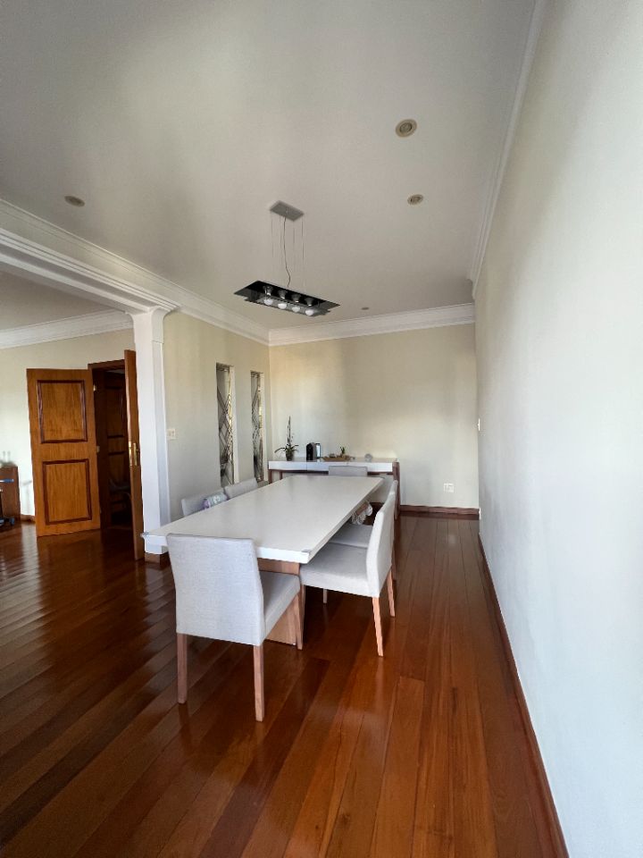 Apartamento à venda no Lourdes: 