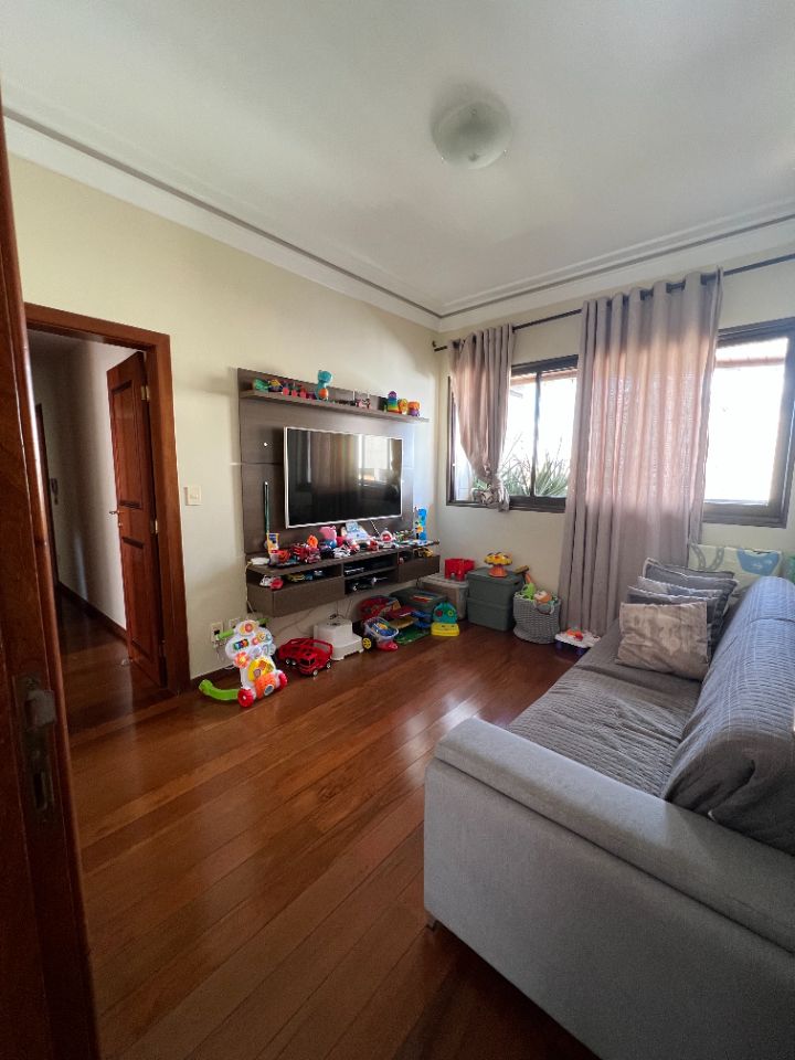 Apartamento à venda no Lourdes: 