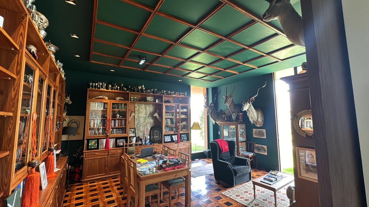 Casa em condomínio à venda no Quintas Do Morro: 