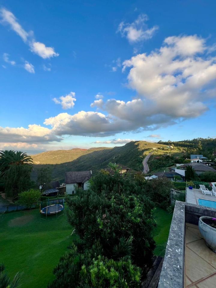 Casa em condomínio à venda no Morro Do Chapéu: 