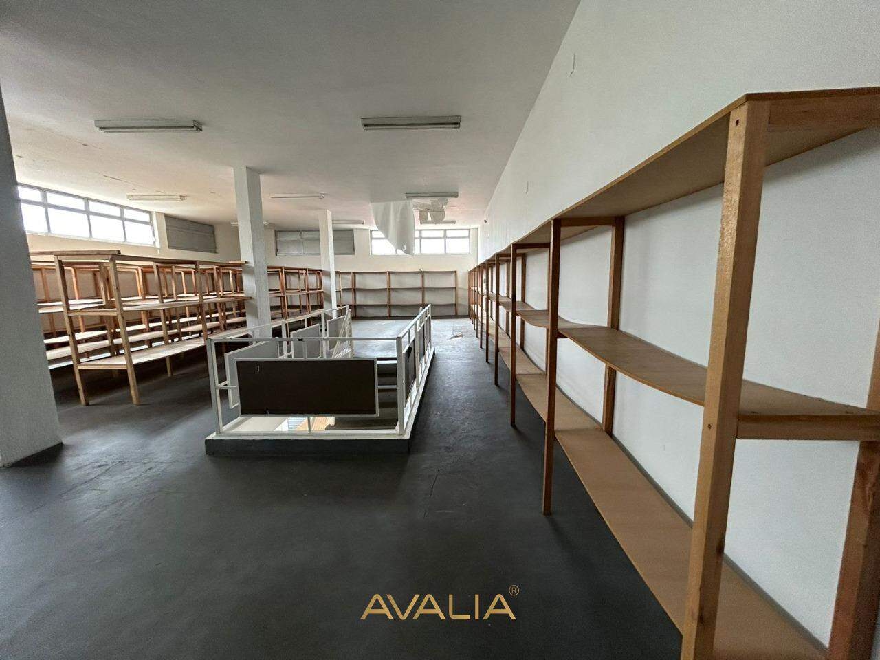 Salão para aluguel no Centro: 